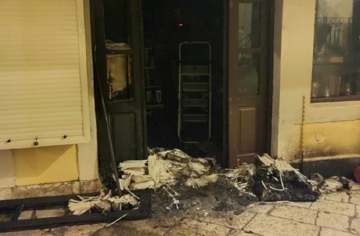 Κέρκυρα: Φωτιά ξέσπασε τα ξημερώματα στο ιστορικό κέντρο της πόλης