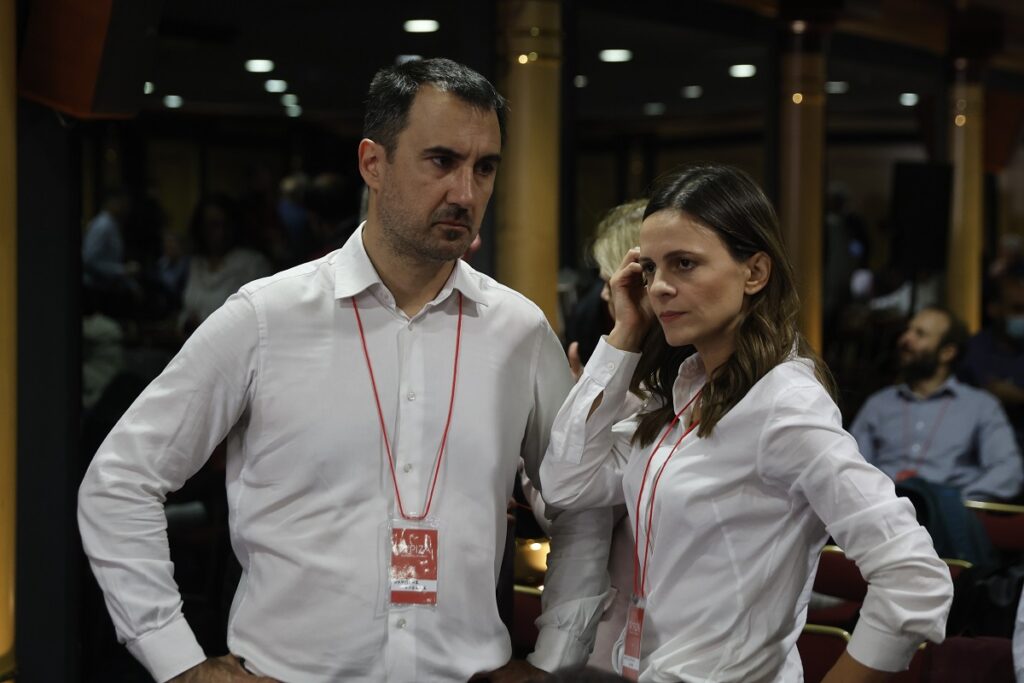 ΣΥΡΙΖΑ-ΠΣ: Όλα τα βλέμματα στραμμένα στην Κεντρική Επιτροπή – Βαθαίνει το ρήγμα με εισηγήσεις και αντιδράσεις (photo gallery)