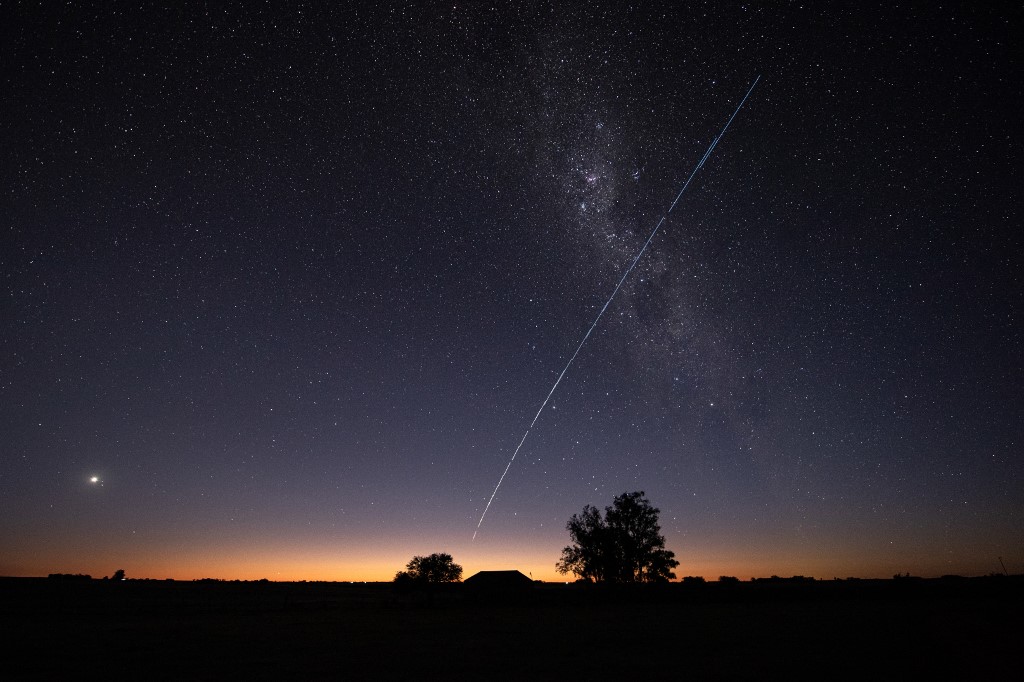 URUGUAY-SPACE-SPACEX-SATELLITE-STARLINK