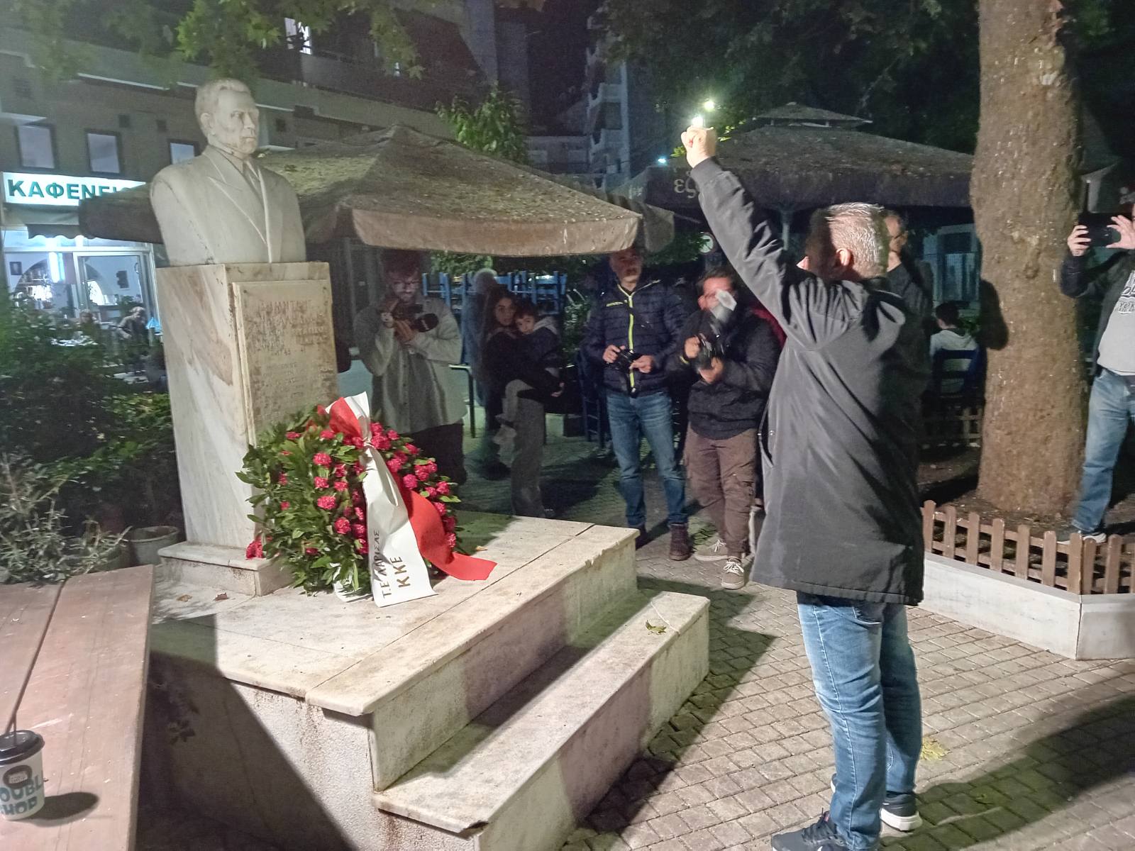 20231117_214717 Λάρισα: Μαζική συμμετοχή στην συγκέντρωση για το Πολυτεχνείο