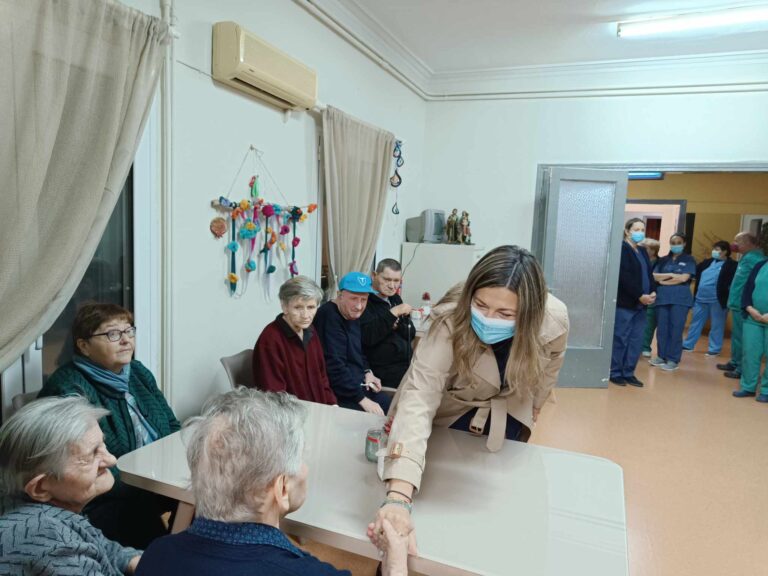 Στις δομές Κοινωνικής Πρόνοιας της Θεσπρωτίας η Υπουργός Σ. Ζαχαράκη