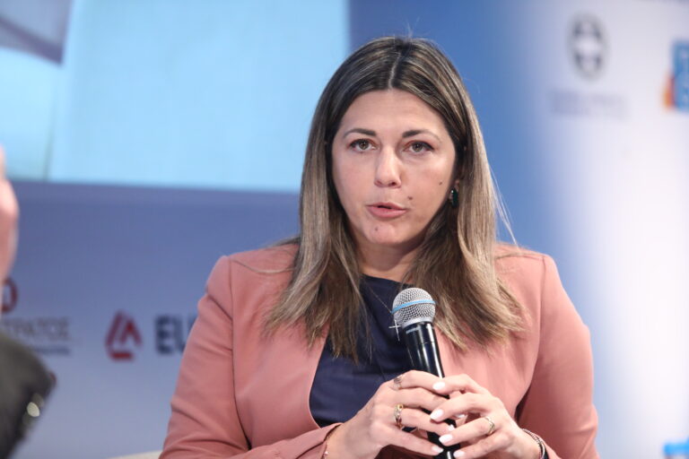 Σ. Ζαχαράκη: Βασική προτεραιότητα η γρήγορη και δίκαιη κατανομή των επιδομάτων στους πολίτες