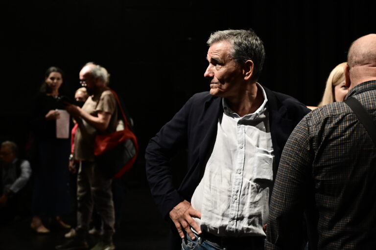 “Blame game” στον ΣΥΡΙΖΑ: Η προαναγγελία εξόδου Τσακαλώτου και οι αντιδράσεις – Στις Βρυξέλλες ο Κασσελάκης