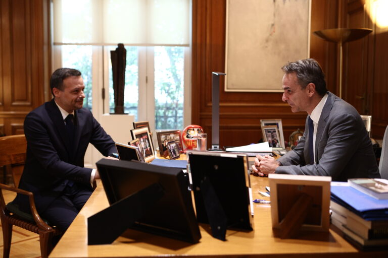 Συνάντηση του Κυριάκου Μητσοτάκη με τον νεοεκλεγέντα Δήμαρχο Αθηναίων Χ. Δούκα – Τι συζητήθηκε