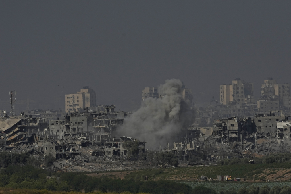 Live: Αδυσώπητοι βομβαρδισμοί στη Γάζα – Πλήγματα στα υπόγεια τούνελ της Χαμάς