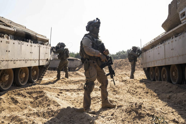 Ανελέητο σφυροκόπημα στη Λωρίδα της Γάζας – IDF: Δεκάδες «τρομοκράτες» σκοτώθηκαν τη νύχτα