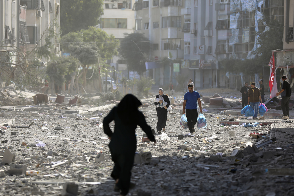 Μαίνεται ο πόλεμος μεταξύ Ισραήλ και Χαμάς – Περικυκλωμένη η Γάζα από Ισραηλινούς