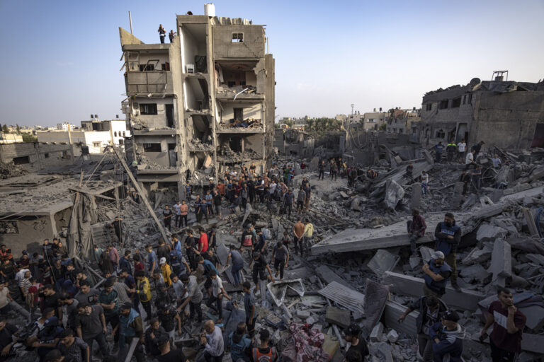 Ανθρώπινες ασπίδες: Ένας τραγικός ρόλος των αμάχων στον πόλεμο Ισραήλ-Χαμάς