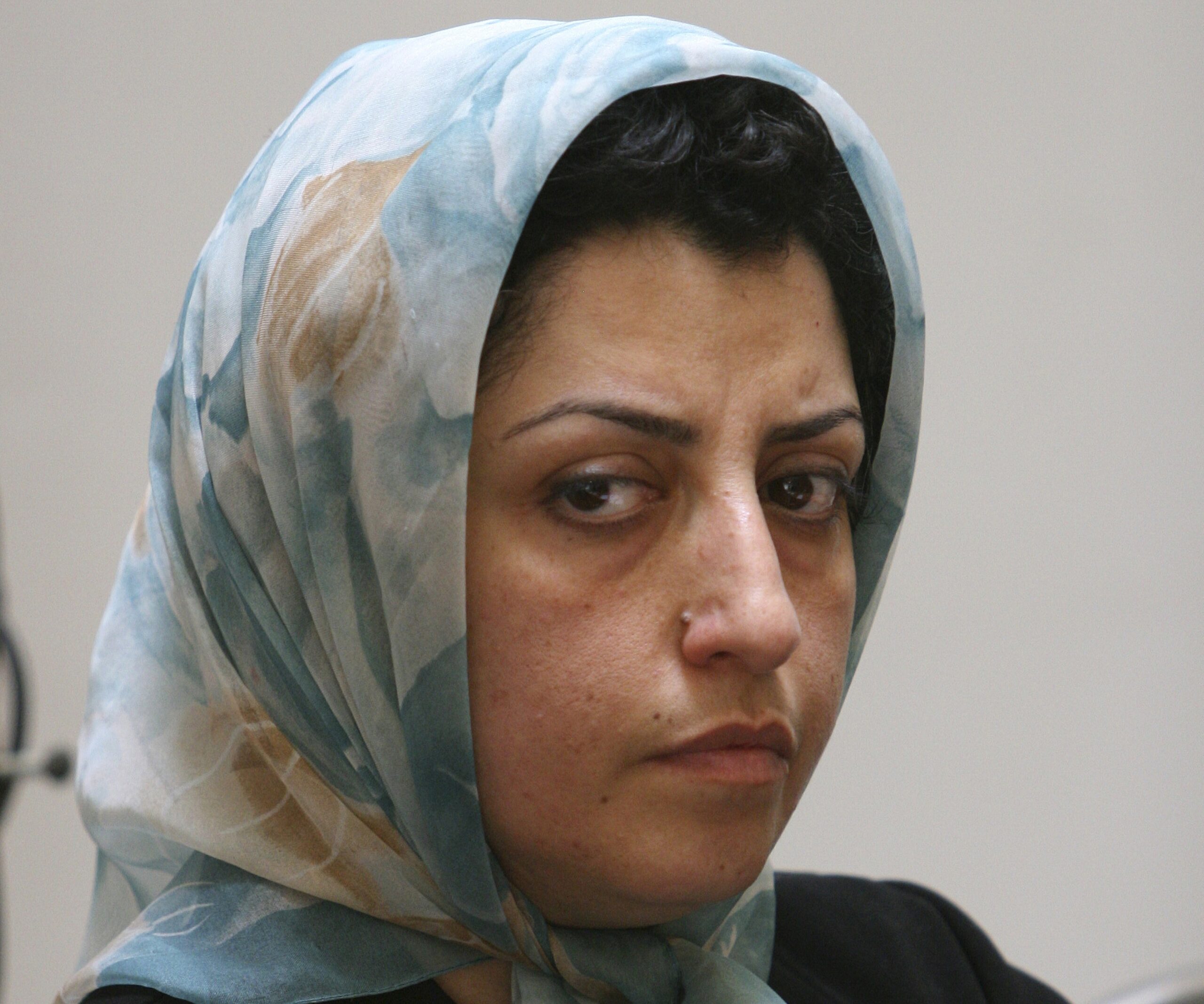 H βραβευμένη με Νόμπελ Ειρήνης Ιρανή  Narges Mohammadi ξεκινά απεργία πείνας στη φυλακή