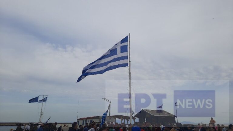 Χίος: Έπαρση μεγάλης σημαίας παραμονή Ελευθερίων πριν 111 χρόνια
