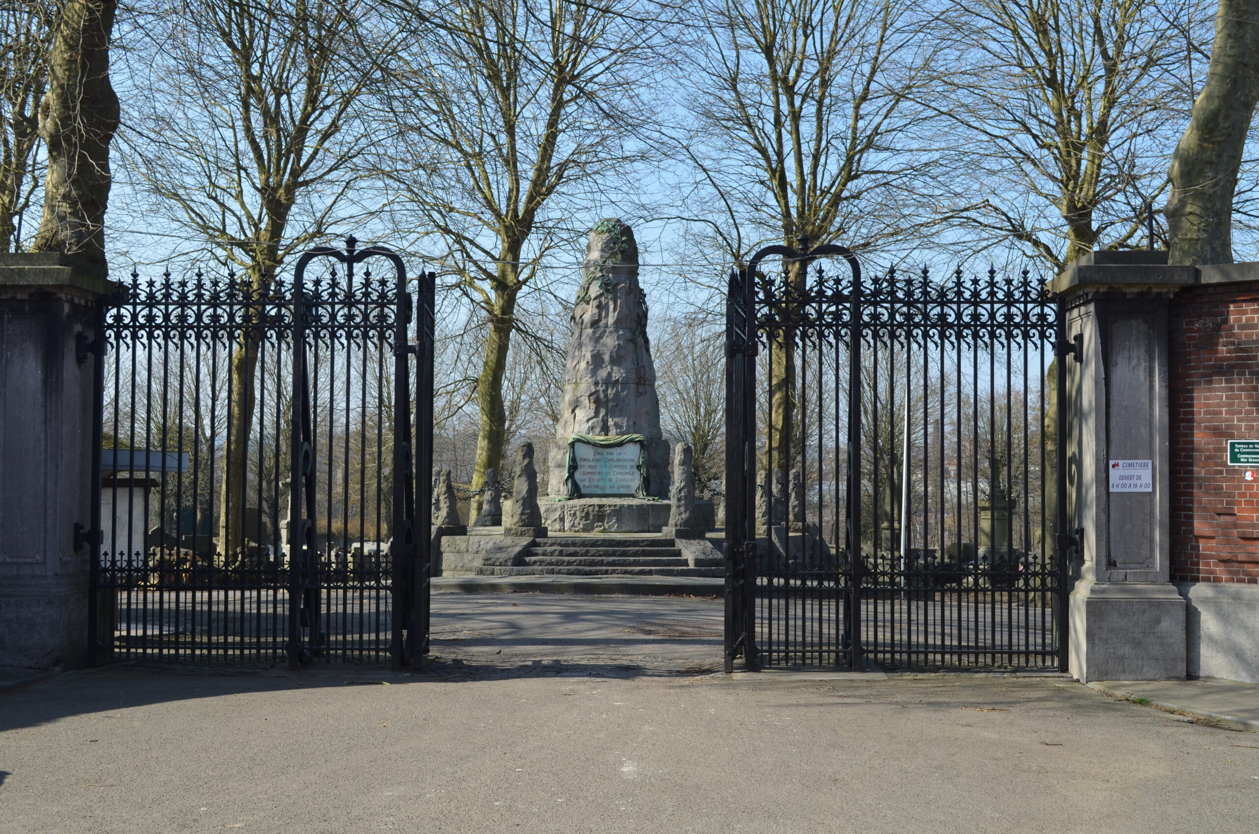 Βέλγιο: Bεβήλωση 85 τάφων στο εβραϊκό τμήμα νεκροταφείου του Σαρλερουά
