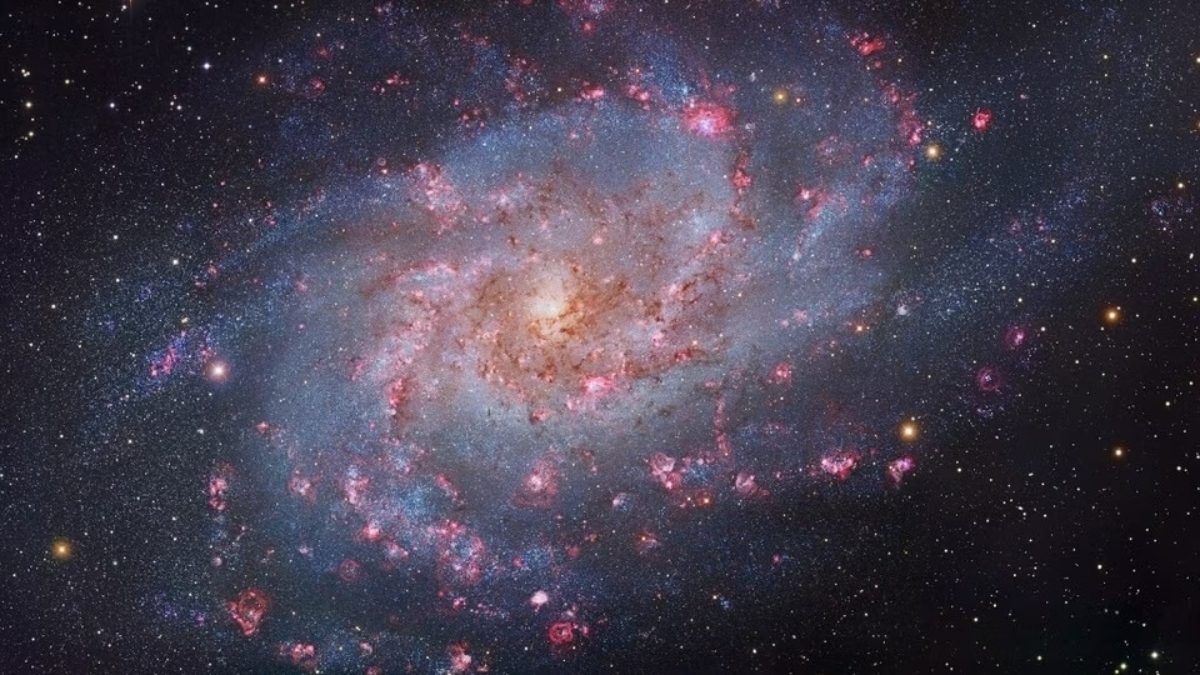 Galaxies_1700396437540_1700396437794 (1)