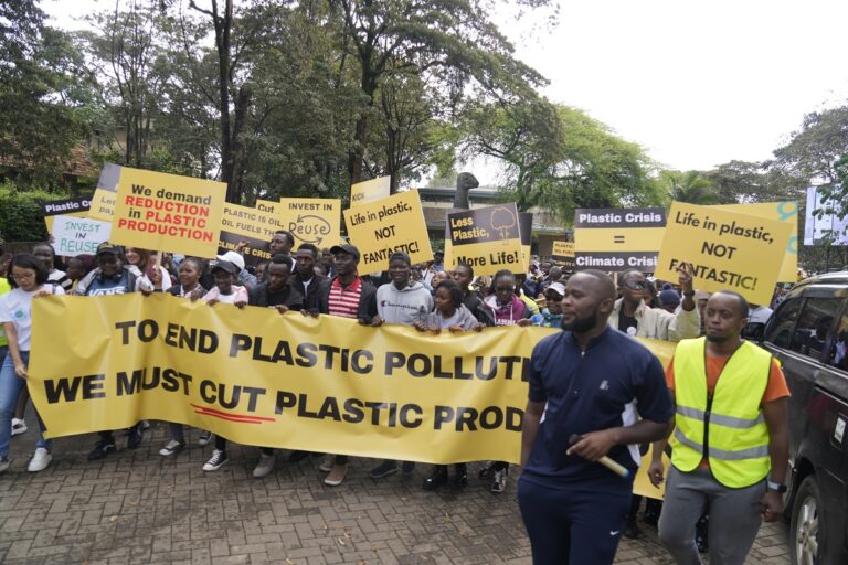 Κένυα: Διεθνής συνάντηση για την απαγόρευση των πλαστικών υπό την αιγίδα του UNEP