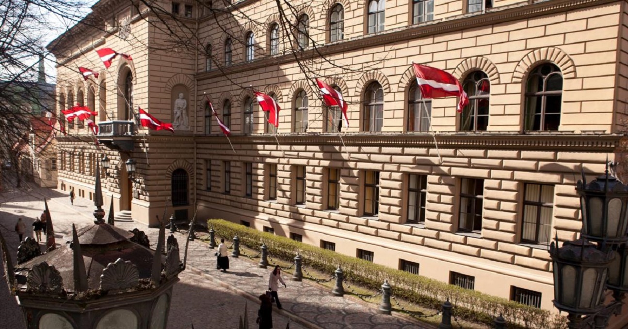 Latvias Parliament for Ukraine Aid