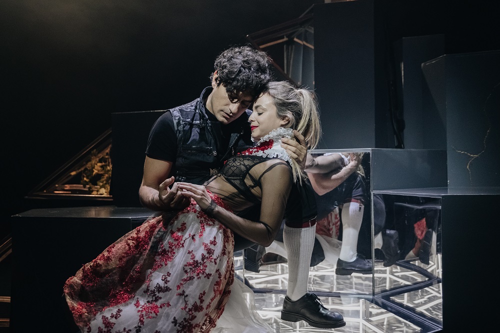 Το “This is not Romeo & Juliet” επιστρέφει στο θέατρο Αριστοτέλειον