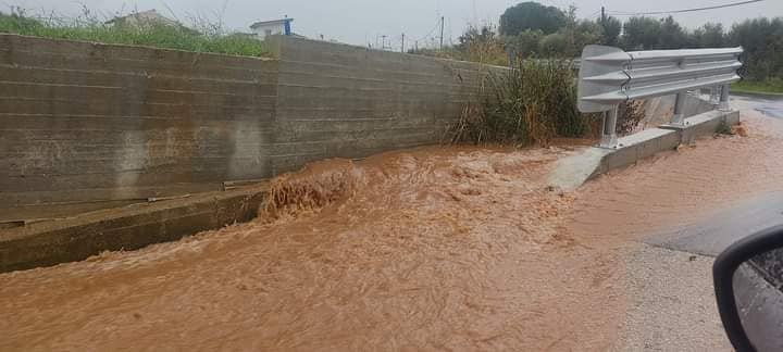 Ηλεία: Πλημμύρες σε Κάμπο, Ψάρι και Κουρτέσι