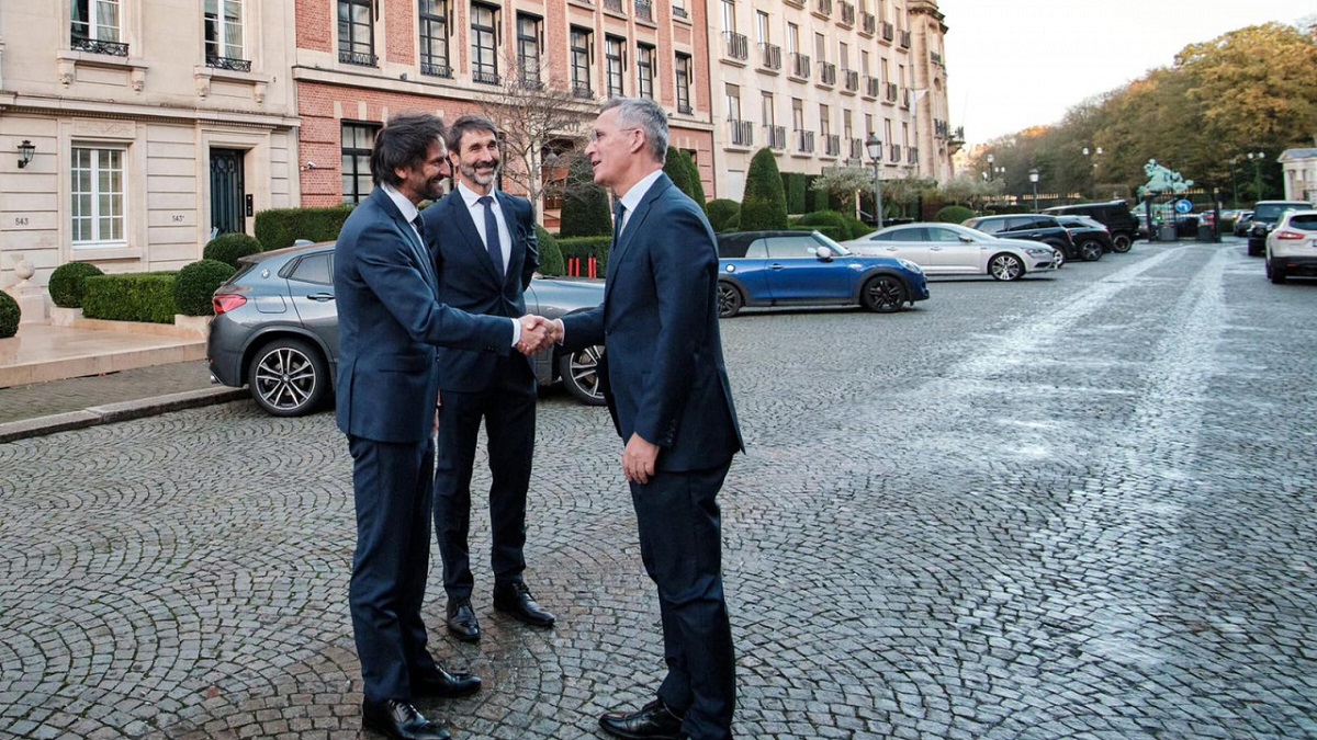 Slovakias minister of defence Robert Kalinak meets Jens Stoltenberg