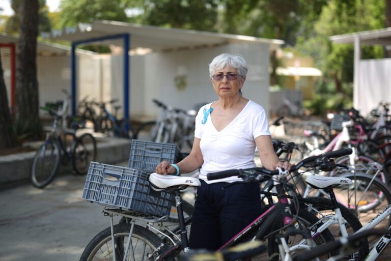 Ισραήλ: Ακτιβίστρια για την ειρήνη μεταξύ των θυμάτων της επίθεσης της Χαμάς