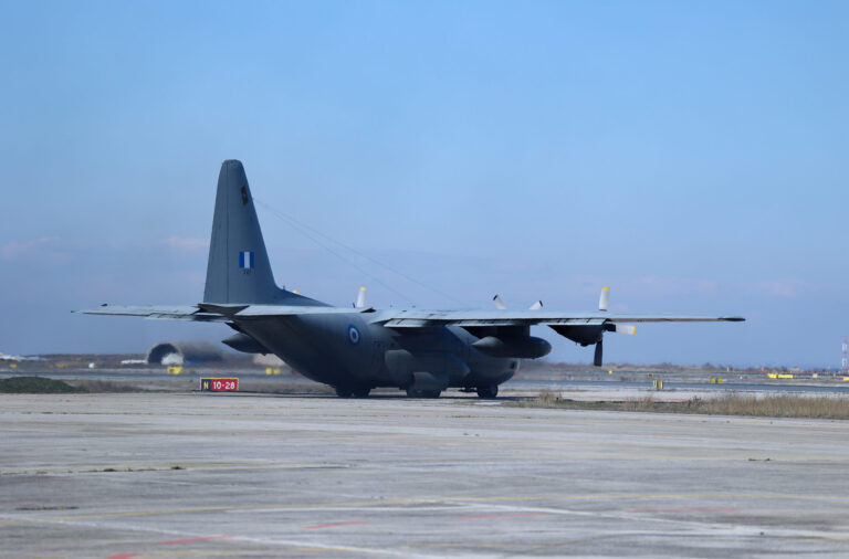 Γ. Γεραπετρίτης: Τη Δευτέρα ελληνικό C-130 θα μεταφέρει ανθρωπιστική βοήθεια για τη Γάζα