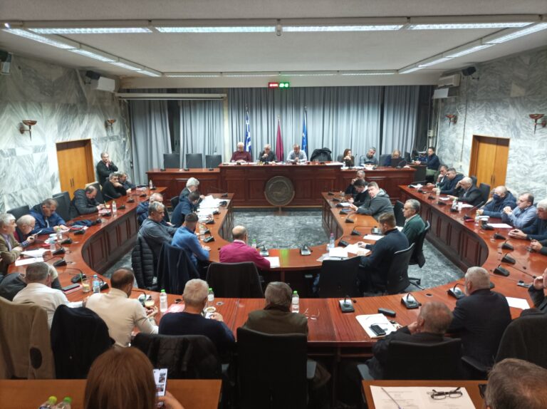 Δήμος Λαρισαίων: “Βραχνάς” τα ογκώδη αντικείμενα από τις πλημμύρες και οι πληρωμές ιδιωτών που συνέδραμαν στην αποκατάσταση