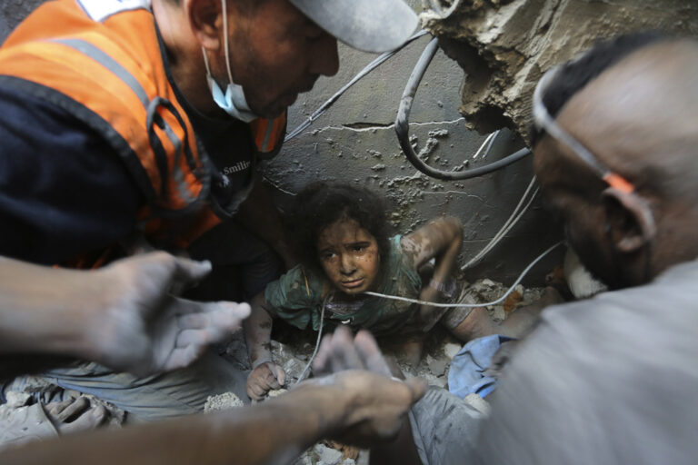 Στους 9.061 οι νεκροί στη Λωρίδα της Γάζας – Στους 256 οι νεκροί άμαχοι από τις σημερινές επιθέσεις του Ισραήλ