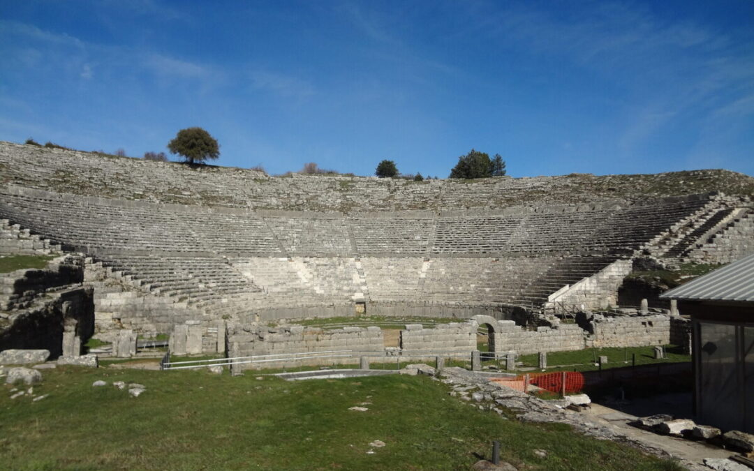 Διαδρομή στα Αρχαία Θέατρα, στη Φύση και στον Πολιτισμό