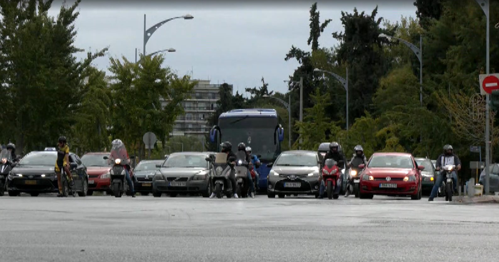 Χάος στους δρόμους της Θεσσαλονίκης – Εξοργισμένοι οι οδηγοί με το καθημερινό μποτιλιάρισμα