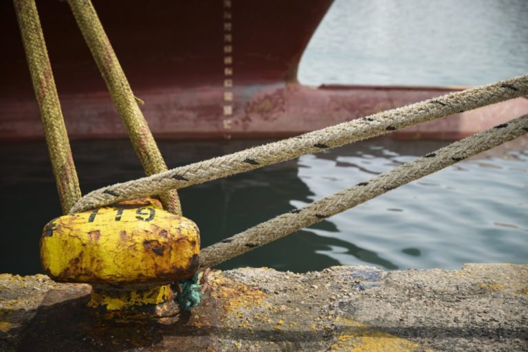 Ηγουμενίτσα: Κλειστό για τα πλοία ανοιχτού τύπου το πορθμείο