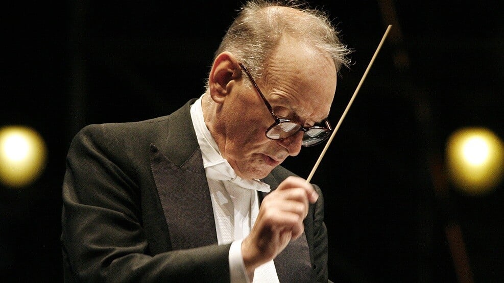 Ennio Morricone: Ο θρύλος του ξαναζεί στη Θεσσαλονίκη – Συναυλία και ντοκιμαντέρ για τη ζωή του