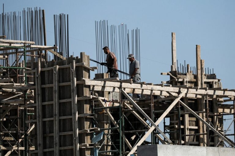 ΕΛΣΤΑΤ: Αυξημένη η οικοδομική δραστηριότητα το οκτάμηνο του 2023