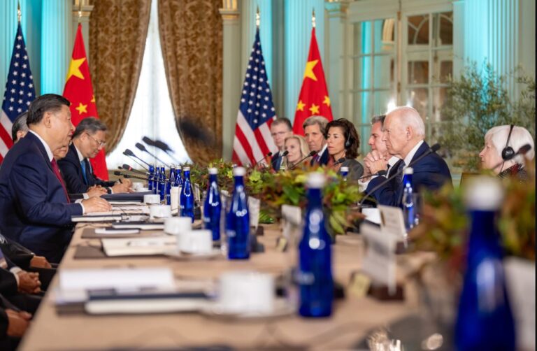 ΗΠΑ: Ολοκληρώθηκε μετά από τέσσερις ώρες η συνάντηση Τζο Μπάιντεν και Σι Τζινπίνγκ