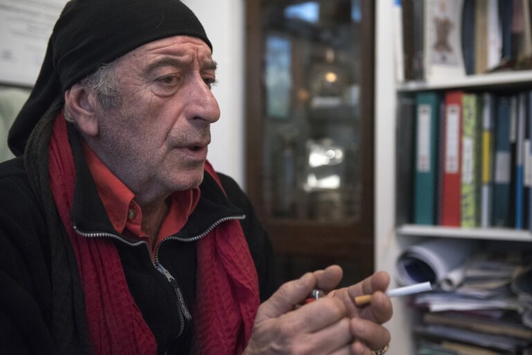 Συγγραφείς του κόσμου ταξιδεύουν στο Μέγαρο: Ο Θωμάς Κοροβίνης σε μια εκ βαθέων συζήτηση
