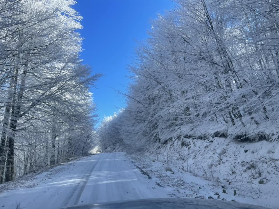 Σέρρες: Έπεσαν τα πρώτα χιόνια στον Λαϊλιά