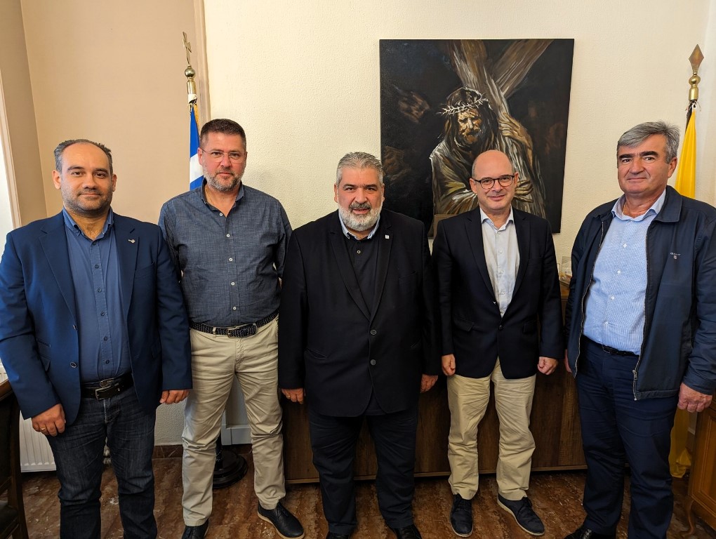 ΥΠΟΓΡΑΦΗ ΜΕ ΕΚΕΤΑ ΦΩΤΟ 2