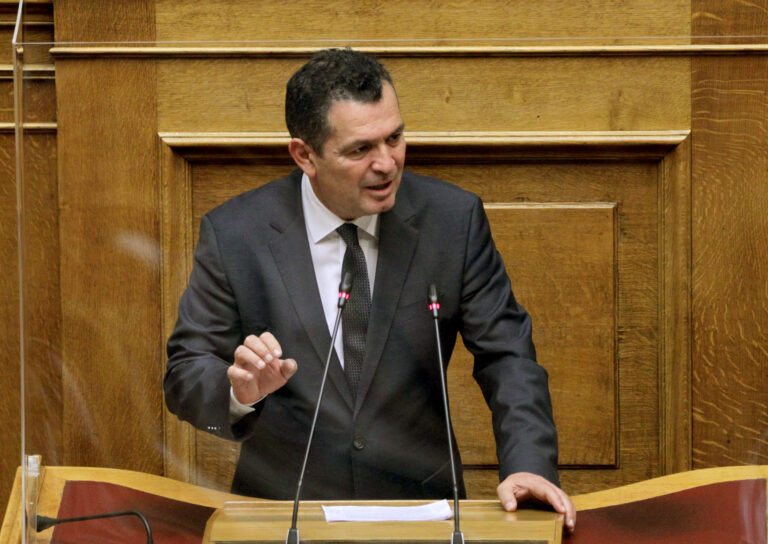 Χρ. Μπουκώρος: “Δεν υπάρχει προοπτική για LNG στον Παγασητικό”