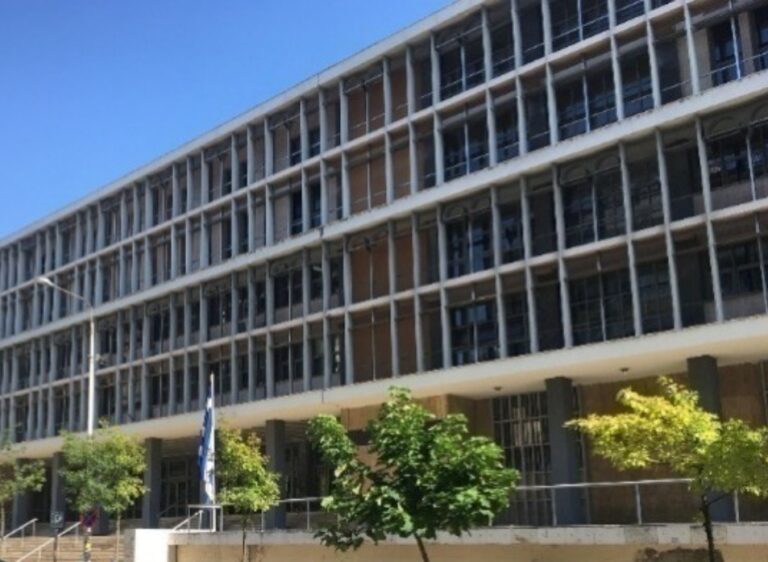 Θεσσαλονίκη: Για βαριά σωματική βλάβη κατηγορείται ο 34χρονος που χτύπησε με σφυρί στο κεφάλι 40χρονο – Εκτός κινδύνου το θύμα