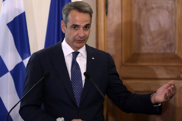 Στο Παρίσι ο Κ. Μητσοτάκης για τη Διεθνή Ανθρωπιστική Διάσκεψη – Ποια θέματα θα θέσει στο τραπέζι των συζητήσεων