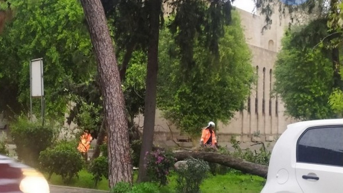 Κακοκαιρία πλήττει το νησί της Ρόδου