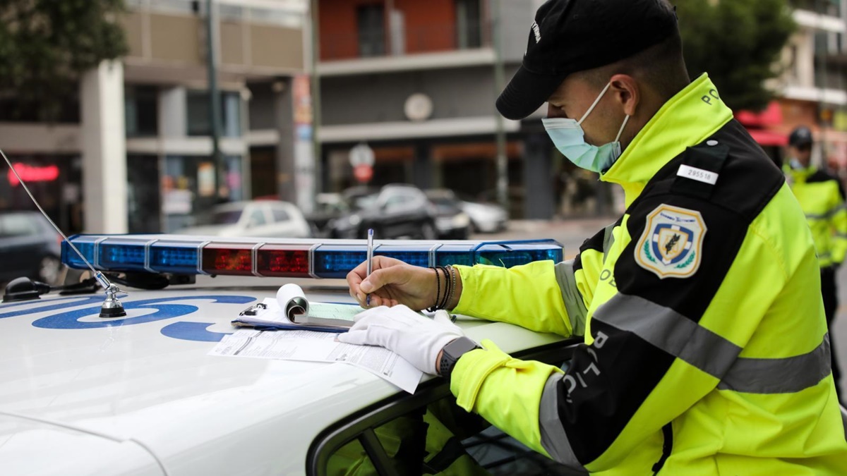 Θεσσαλονίκη: 795 κλήσεις σε ένα εικοσιτετράωρο από την Τροχαία