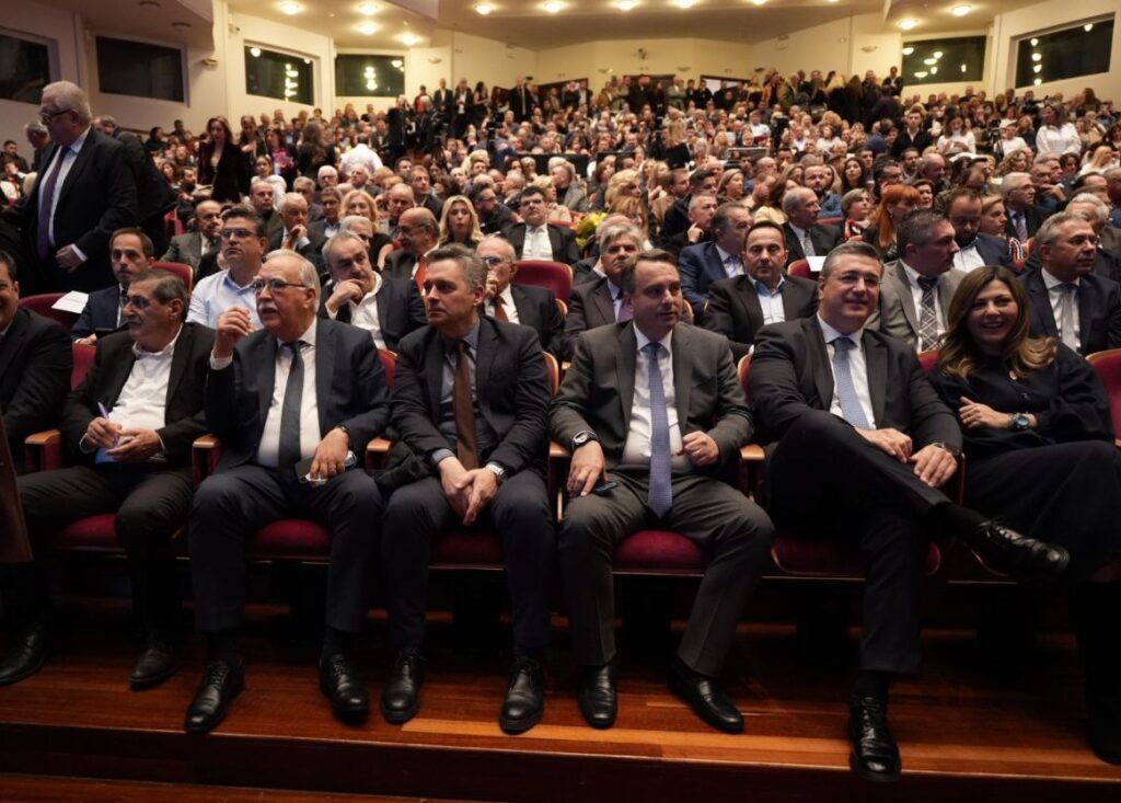 Πάτρα: Ορκίστηκε η νέα περιφερειακή αρχή της Δυτικής Ελλάδας