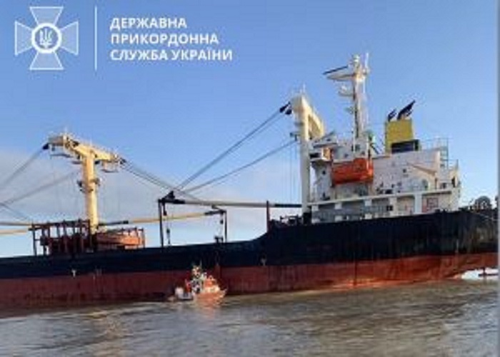 Ελληνόκτητο πλοίο έπεσε σε νάρκη στη Μάυρη Θάλασσα: Καμία ανησυχία για την υγεία των δύο Ελλήνων ναυτικών που τραυματίστηκαν