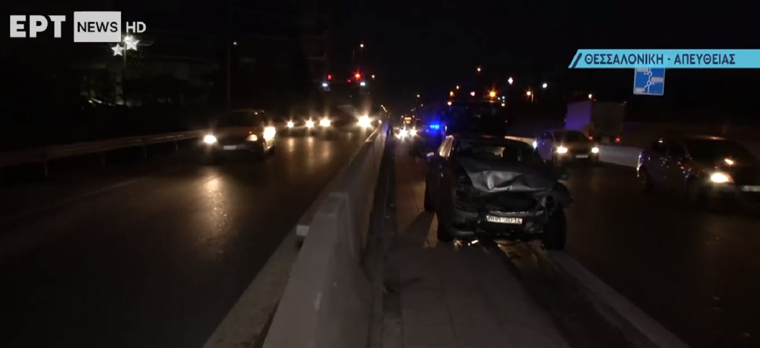 Θεσσαλονίκη: Μετωπική σύγκρουση δύο ΙΧ αυτοκινήτων στον Περιφερειακό – Δύο τραυματίες