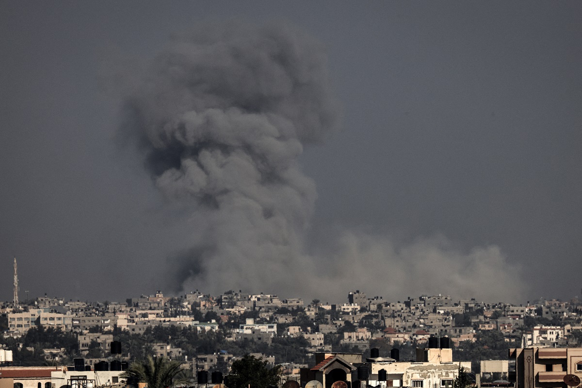Σφοδρές μάχες και επιδρομές στη Γάζα – Η Χαμάς στα πρόθυρα διάλυσης, λέει το Ισραήλ