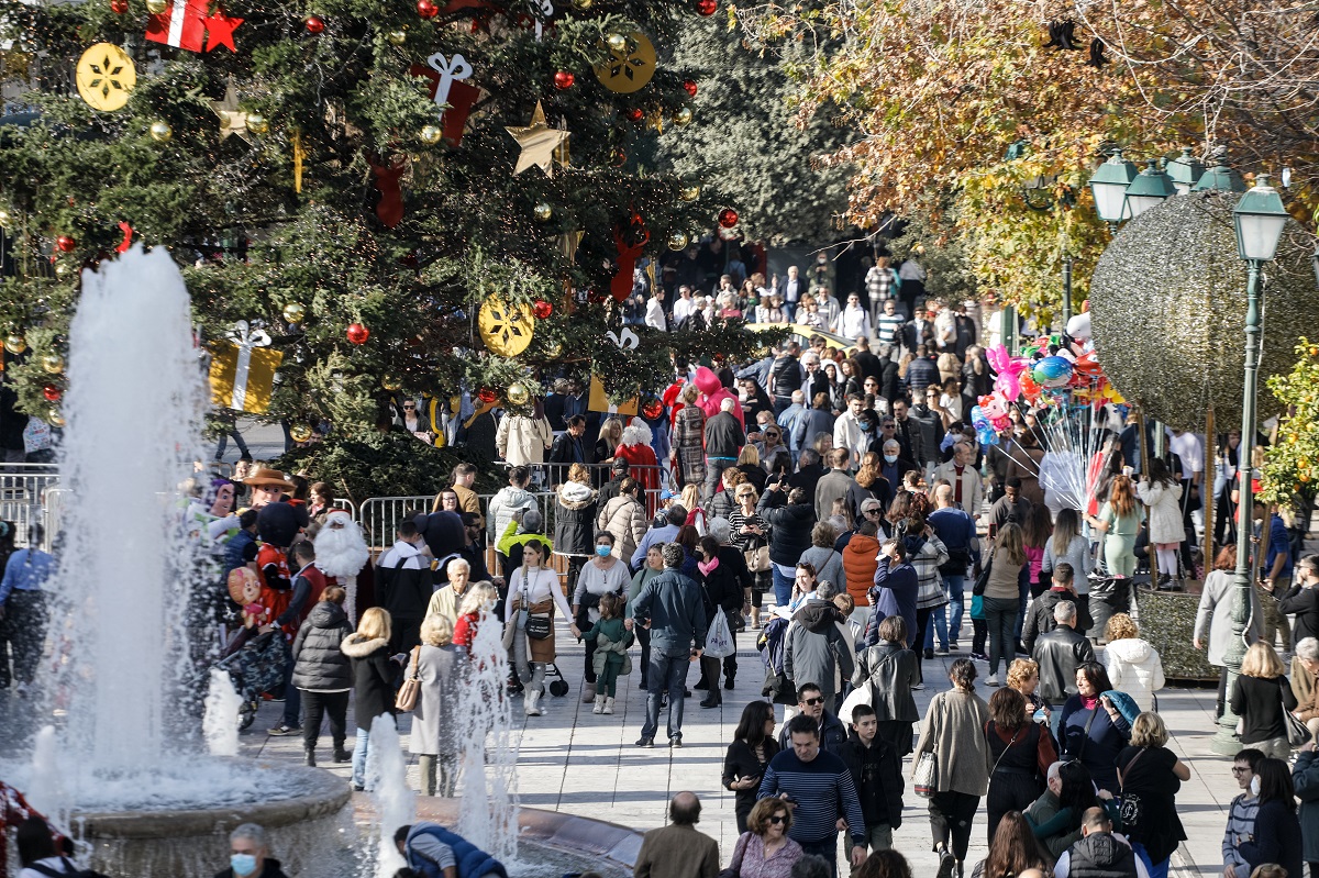 ΧΡΙΣΤΟΥΓΕΝΝΙΑΤΙΚΗ ΑΓΟΡΑ (ΓΙΩΡΓΟΣ ΚΟΝΤΑΡΙΝΗΣ / EUROKINISSI)