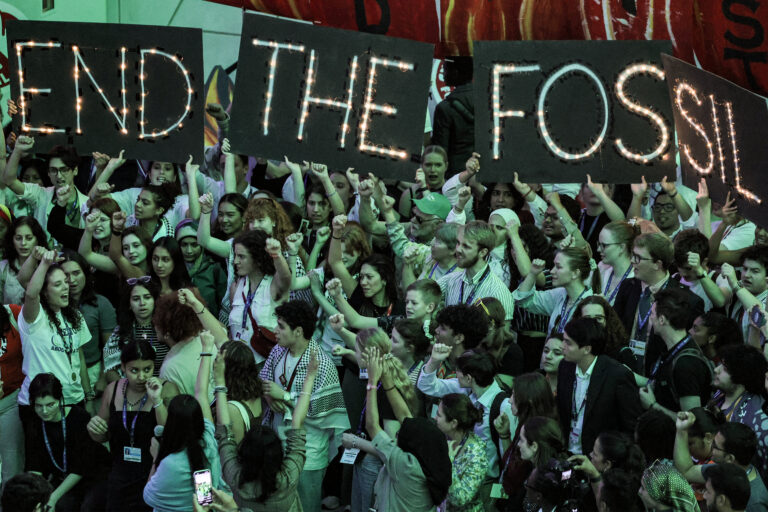 COP28: Θα σηματοδοτήσει το τέλος της εποχής των ορυκτών καυσίμων η νέα συμφωνία;