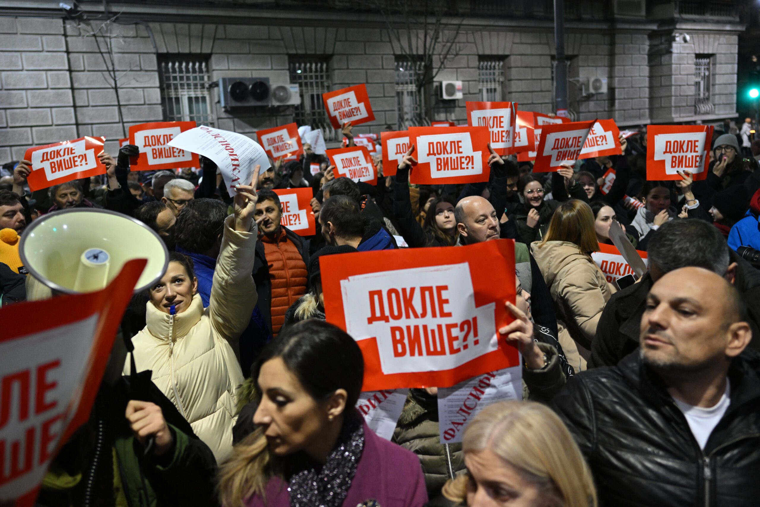 SERBIA-POLITICS-PARLIAMENT-VOTE-DEMO