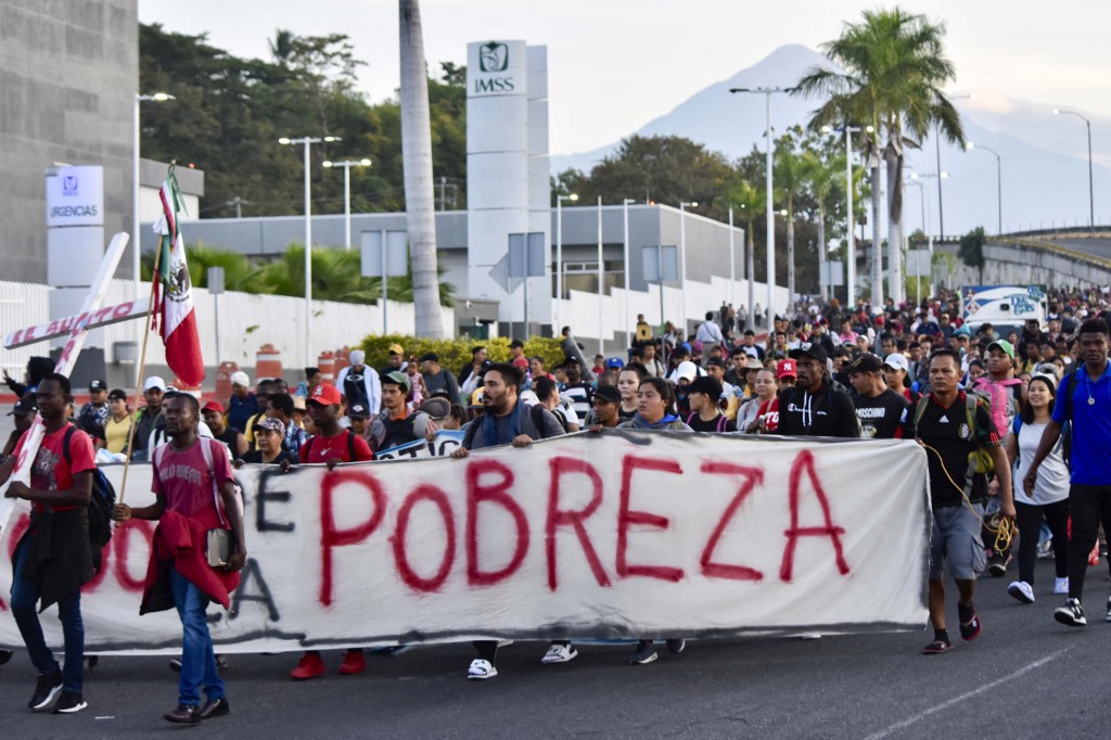 Περισσότεροι από 2,2 εκ. άνθρωποι αναζήτησαν φέτος τρόπους να περάσουν τα σύνορα ΗΠΑ-Μεξικού