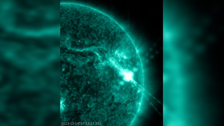 Βίντεο της NASA δείχνει την εκπληκτική ηλιακή έκλαμψη που προκάλεσε ραδιοφωνικές παρεμβολές στη Γη