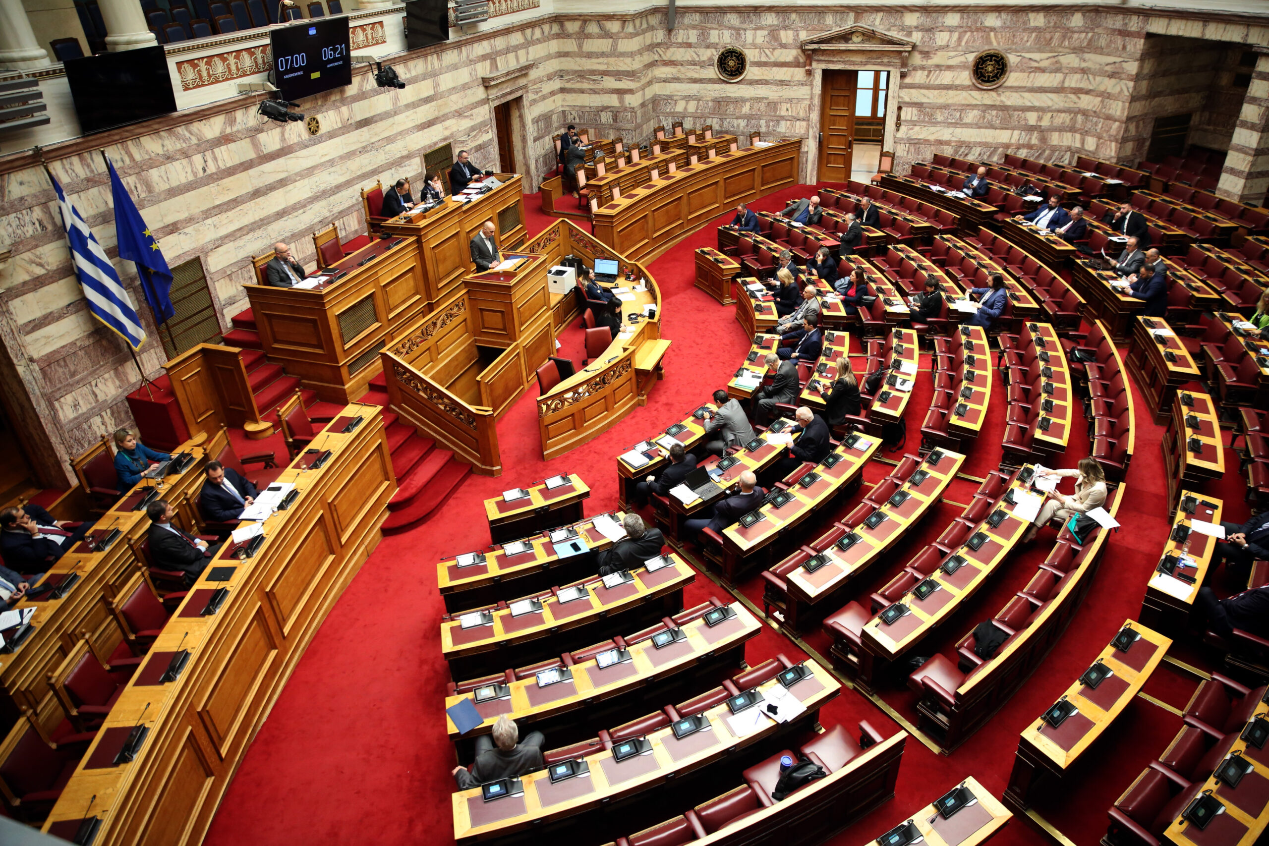 Ζυμώσεις στα κόμματα της αντιπολίτευσης για το νομοσχέδιο με τα ομόφυλα ζευγάρια