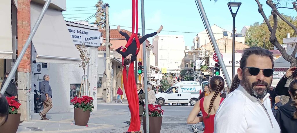 Χανιά: ”Ημέρα των ευχών” – Καλικάντζαροι, σαπουνόφουσκες και γιορτινές μελωδίες